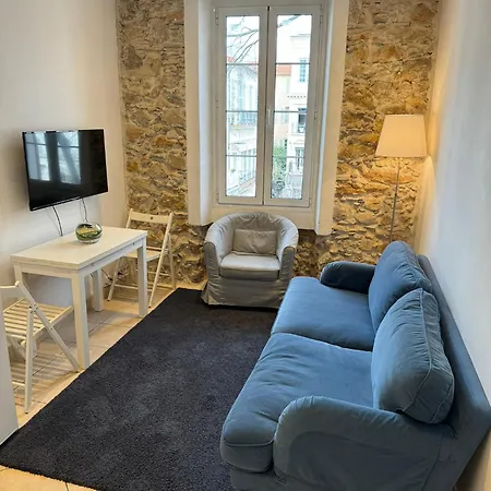 Freshly Tastefully Renovated Apartments In Heart Of Old Antibes Exterior photo